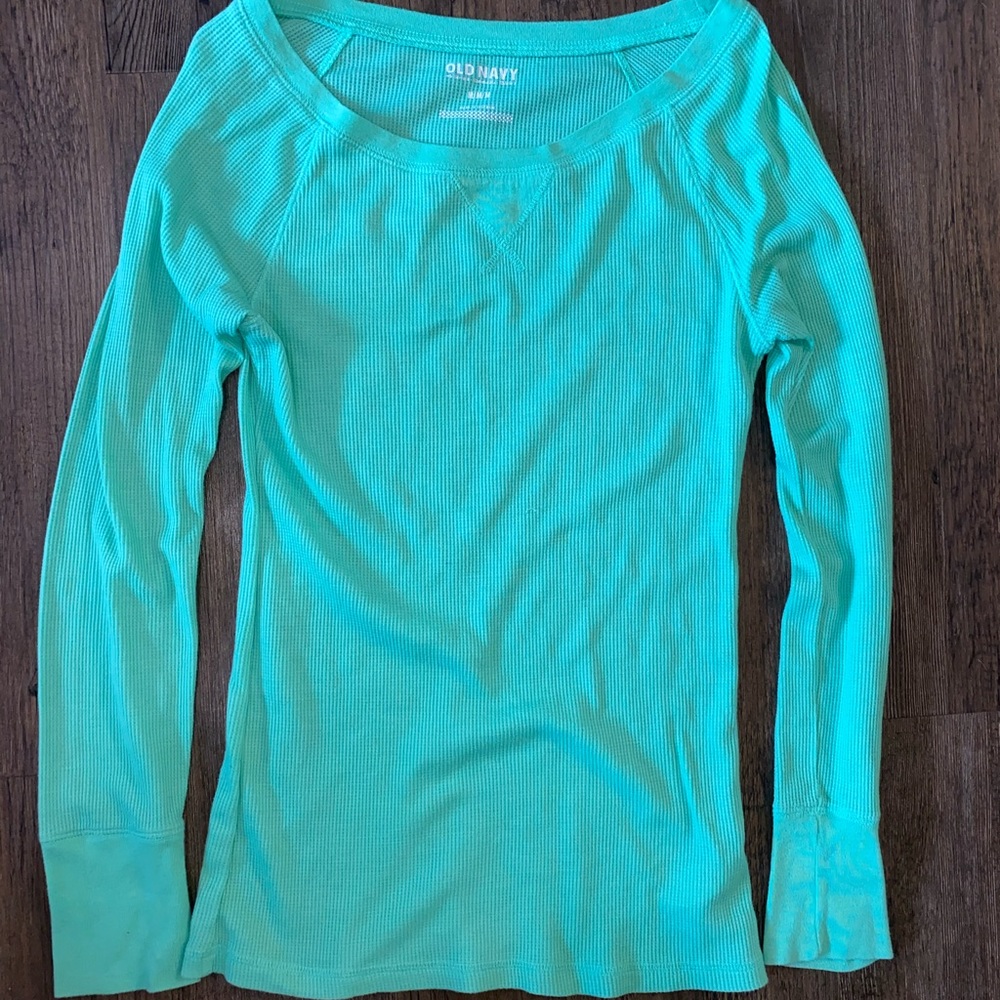 Green/teal long sleeve shirt